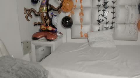 princess_tokyo_ online show from October 27, 3:35 am