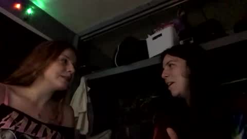 princesssnowflk84 online show from April 20, 3:09 am