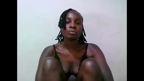 pritty_amber online show from April 2, 5:21 pm