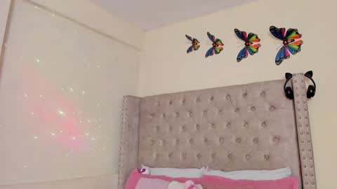 Profana Red online show from December 12, 5:59 pm