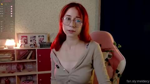 Snapshot of project_melony chatting on September 28, 9:20 pm Im Angelina Nice to meet youFollow me online show from September 28, 9:20 pm