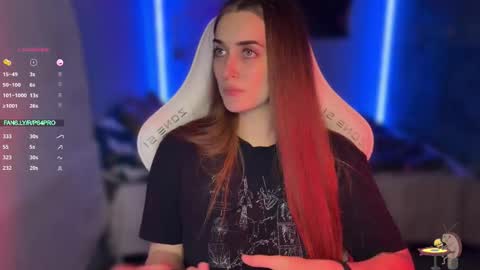 Queen of Pain online show from November 16, 7:25 pm