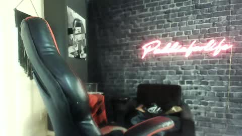 Krystle online show from March 16, 1:26 pm