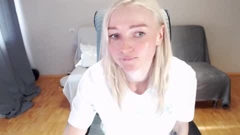 Polly online show from March 24, 6:19 am