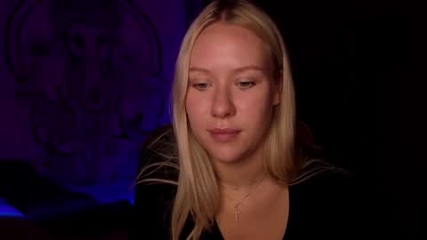 Megan online show from March 4, 8:15 pm