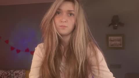 Bella online show from April 11, 6:30 am