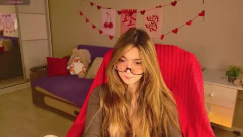 Bella online show from February 3, 6:22 am