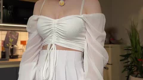 Aileen online show from September 26, 8:06 pm