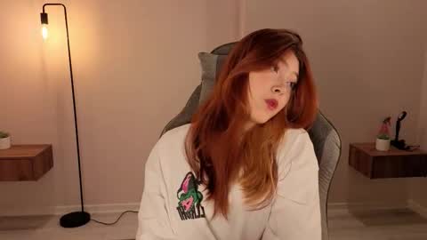 pussy_pikmi online show from December 2, 1:35 pm