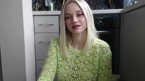 Milana online show from February 5, 11:23 am