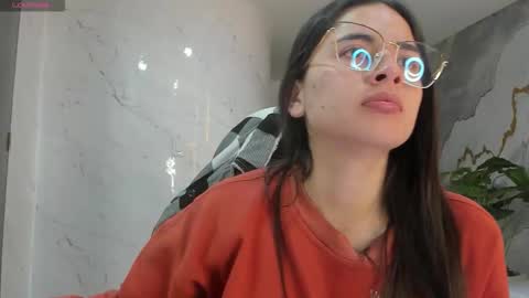 Qetsyah online show from February 13, 1:57 pm