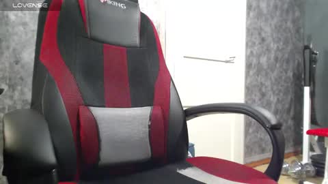 Lola online show from November 21, 4:09 pm