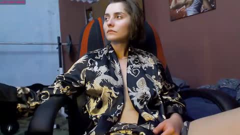 Lola online show from February 20, 2:57 pm