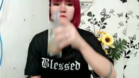 Snapshot of queen_elicktra chatting on January 5, 3:11 am JOY online show from January 5, 3:11 am