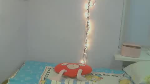 Snapshot of queen_jane8 chatting on January 6, 12:57 pm queen_jane8 online show from January 6, 12:57 pm