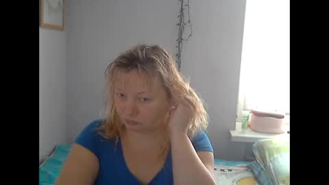 Snapshot of queen_jane8 chatting on February 19, 9:50 am queen_jane8 online show from February 19, 9:50 am