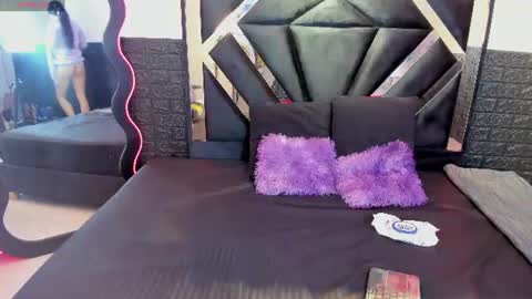 Jenni online show from July 10, 4:24 am