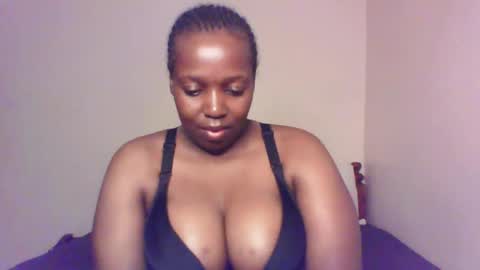 QUEEN online show from January 14, 4:39 am