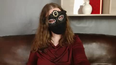 Nora online show from June 21, 10:58 pm
