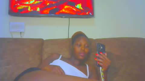 queenluxee online show from February 21, 10:32 pm