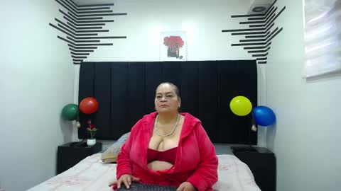 VickyBoobss online show from November 8, 12:43 pm