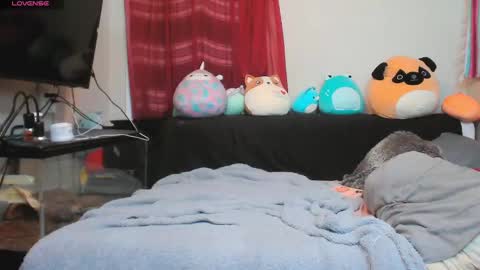 Snapshot of queenofheartsfaerah chatting on September 12, 10:02 am QueenOfHearts online show from September 12, 10:02 am