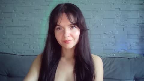 QueenOfModels online show from November 7, 1:06 pm