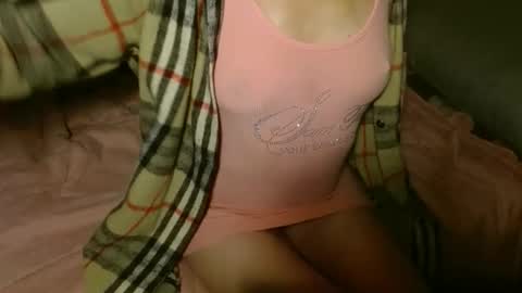 queenoftenderness online show from September 29, 9:20 pm