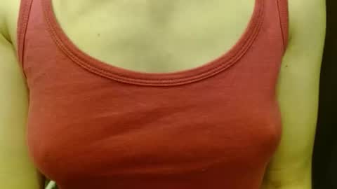 queenoftenderness online show from March 18, 10:37 pm