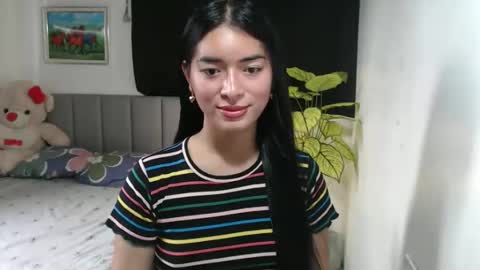 Snapshot of queenpinay69 chatting on October 10, 5:12 am QueenPinay69 online show from October 10, 5:12 am