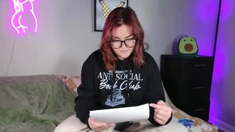Snapshot of quervoqueen1 chatting on February 19, 3:39 am Bri online show from February 19, 3:39 am