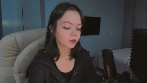 quietluxury online show from February 17, 10:25 am