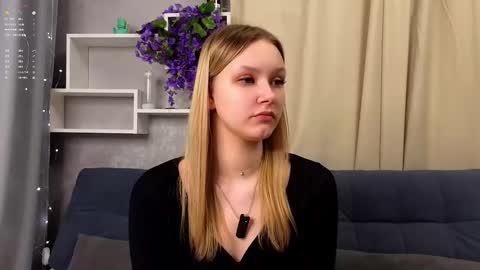 Alice online show from February 24, 1:21 pm