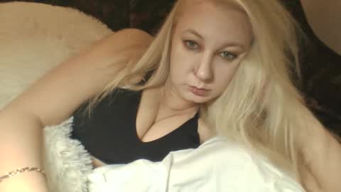 qwertyui online show from November 29, 4:49 am