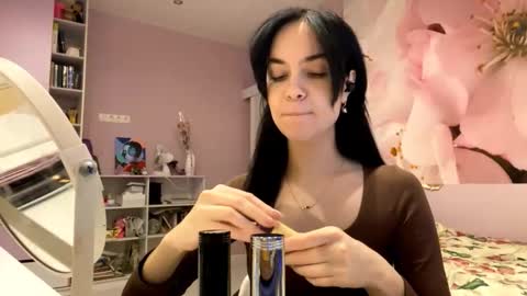 Ari online show from November 13, 3:22 pm