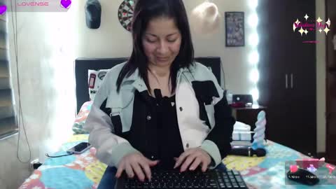 Snapshot of rachel_111 chatting on March 2, 12:31 am Rachel online show from March 2, 12:31 am