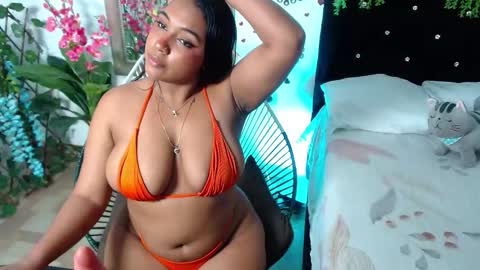 Snapshot of rachel__moon chatting on September 26, 1:14 am Valentina online show from September 26, 1:14 am