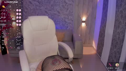 Snapshot of rachel_williamss chatting on December 28, 7:11 pm rachel online show from December 28, 7:11 pm