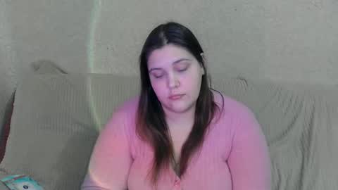 Snapshot of rachelwild chatting on March 2, 8:03 pm RachelWild online show from March 2, 8:03 pm