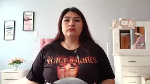 radiantgoddes online show from January 14, 1:28 pm