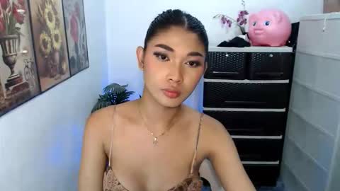 raindrizzle1706 online show from April 12, 11:24 am