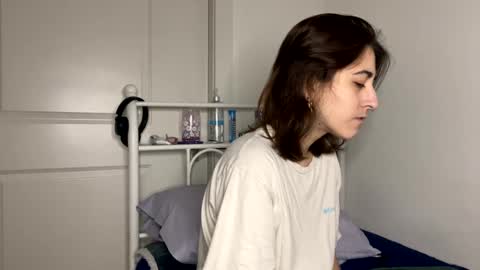 Ray Ray online show from February 19, 3:28 am