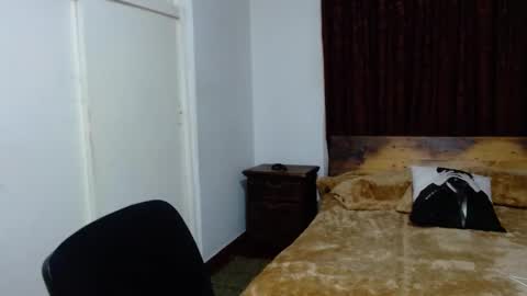 Ramona online show from November 7, 1:22 am