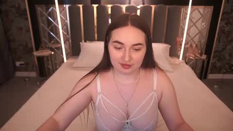 rapunzelangel online show from July 4, 9:16 am