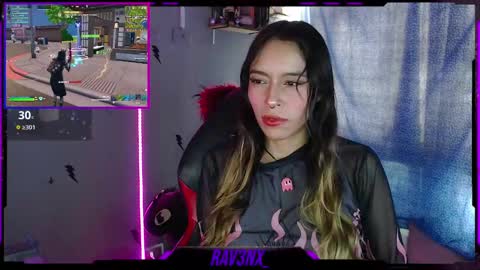   online show from December 9, 1:34 pm