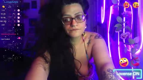 Snapshot of ravenandsin chatting on September 14, 12:30 am Raven online show from September 14, 12:30 am