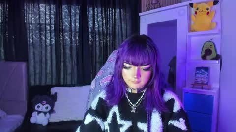 ravencollen online show from February 11, 7:48 pm