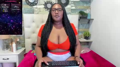 ravennova_ online show from July 4, 3:08 pm