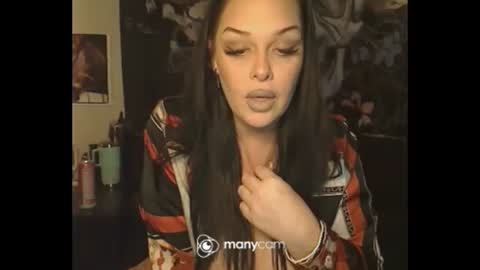 Snapshot of ravenxlee chatting on September 15, 3:53 pm ravenxlee online show from September 15, 3:53 pm