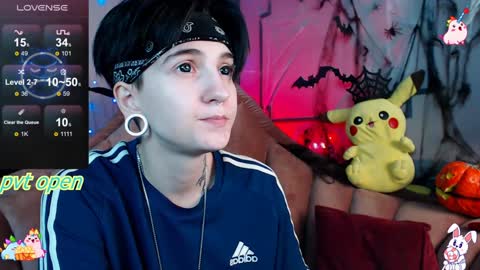 Ray online show from December 13, 7:43 pm